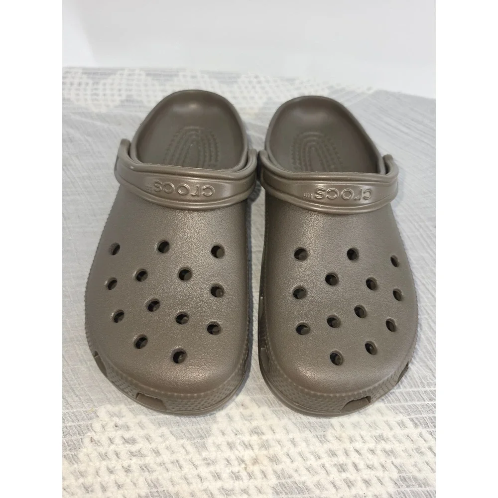 Crocs Classic Clogs Chocolate Brown Mens 7 Womens 9 Slip On Shoes M7 W9